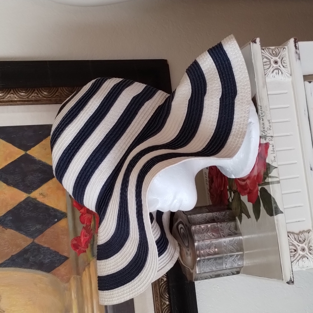 Elegant Navy and White Striped Women's Sun Hat